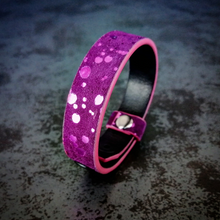 Load image into Gallery viewer, The "Viola Drops" designer cat collar